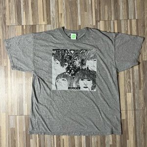 Vintage 2005 Beatles Revolver Album T-shirt Light Gray Size XL Band Tee Y2K